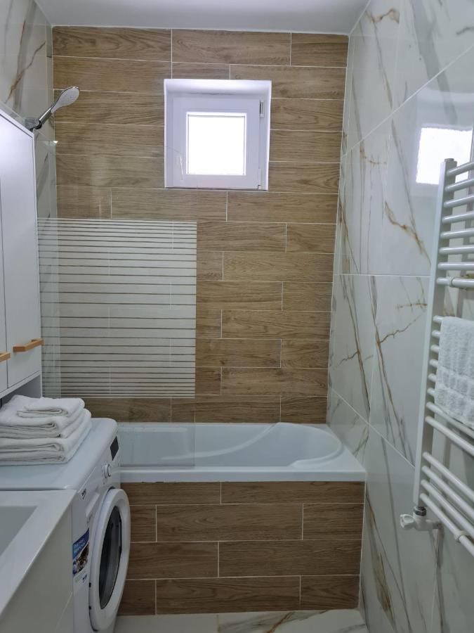 Dddd Apartament Cavnic Exteriér fotografie